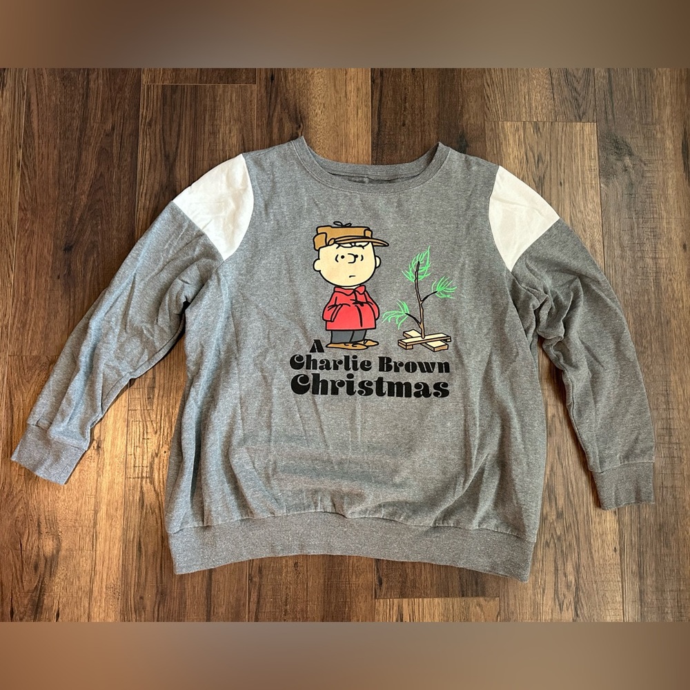 EUC Charlie Brown Peanuts Christmas Sweatshirt, Torrid Size 1, 1x, 14/16